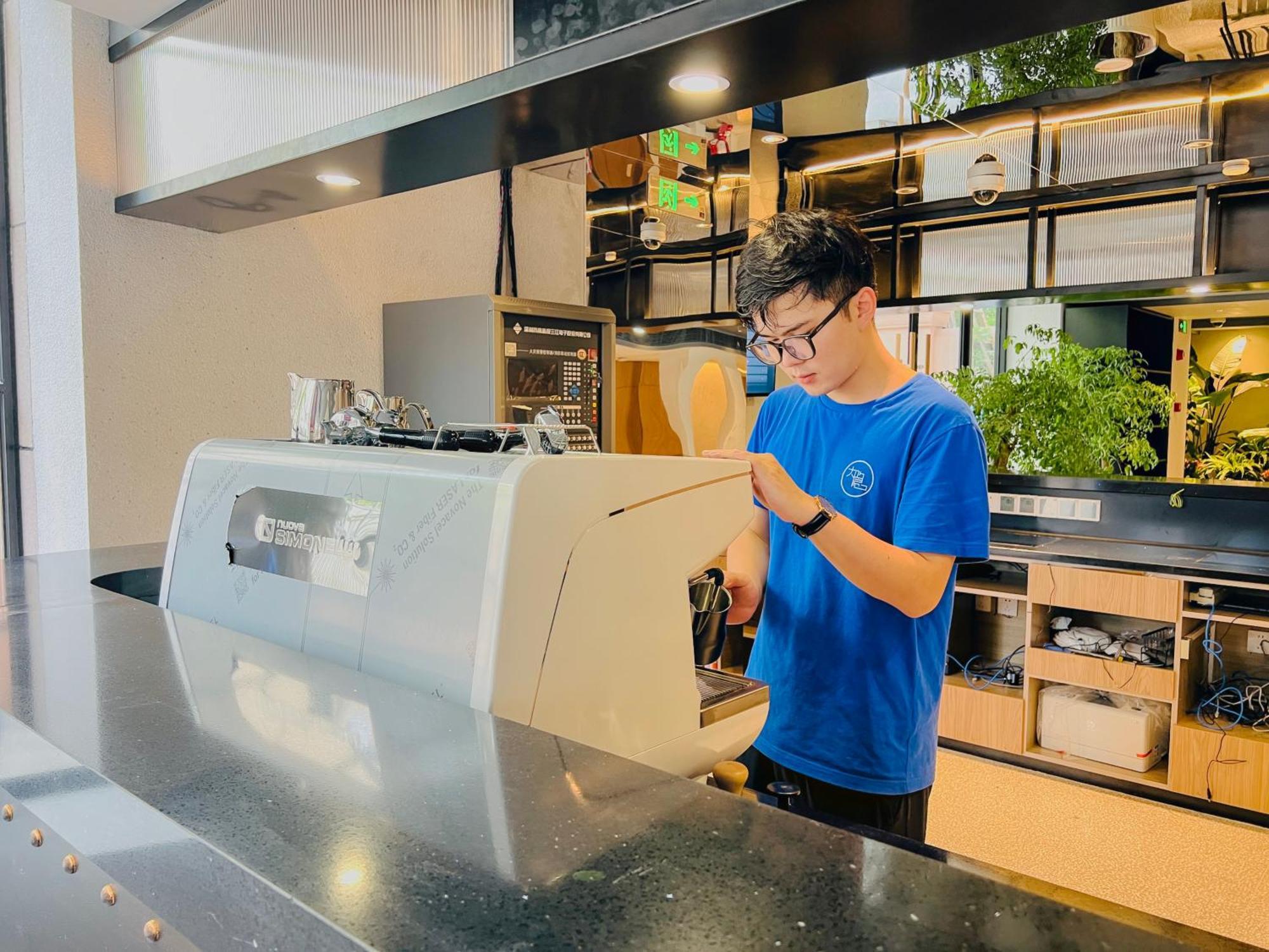 Dayin Garden Hotel -Near People'S Square & Nanjing Road-Large Social Area -Bar -Cafe -Gym -Free Laundry Luggage Storage -24H Front Desk-English Service Xangai Exterior foto