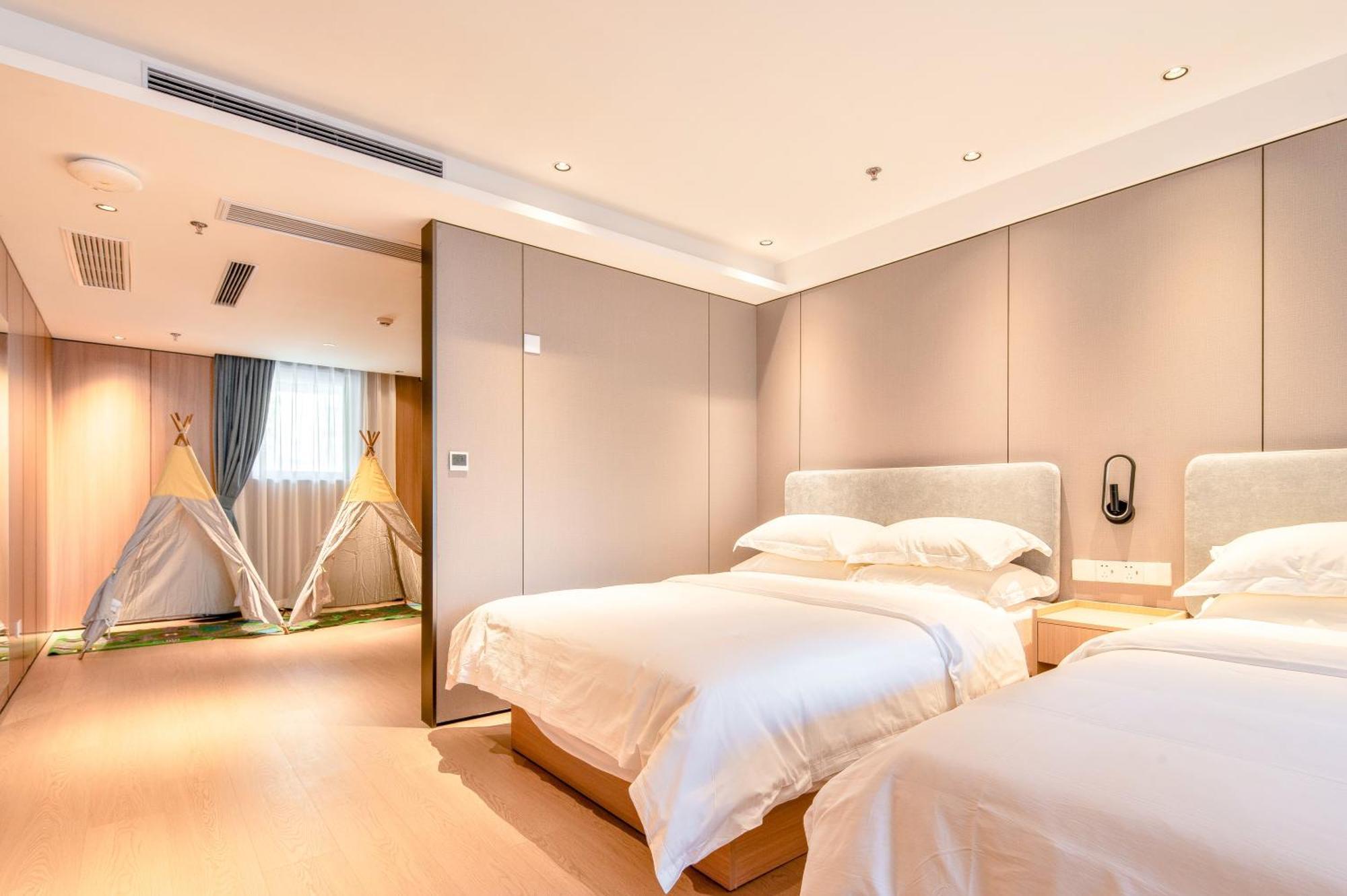 Dayin Garden Hotel -Near People'S Square & Nanjing Road-Large Social Area -Bar -Cafe -Gym -Free Laundry Luggage Storage -24H Front Desk-English Service Xangai Exterior foto